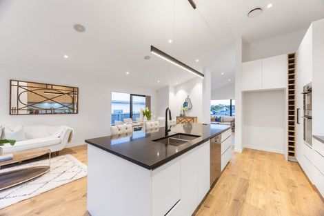 Photo of property in 40 Taikura Avenue, Red Beach, 0932