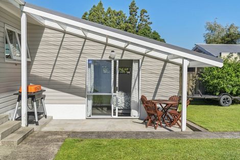 Photo of property in 13 Fairview Place, Te Puke, 3119
