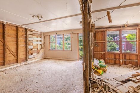 Photo of property in 25 Main Street, Hospital Hill, Napier, 4110