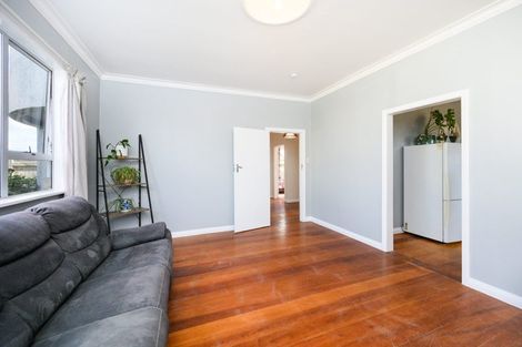 Photo of property in 31 Chelwood Street, Takaro, Palmerston North, 4412