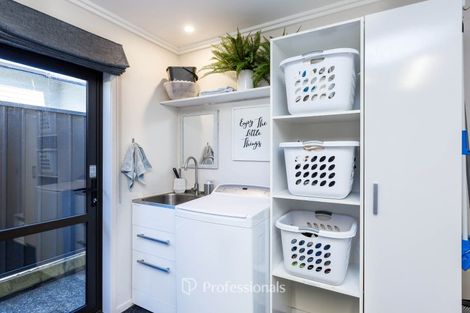 Photo of property in 27 Somerby Mews, Silverstream, Upper Hutt, 5019