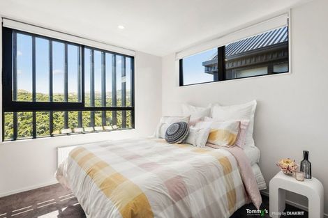 Photo of property in 19/6 Bushland Grove, Paparangi, Wellington, 6037