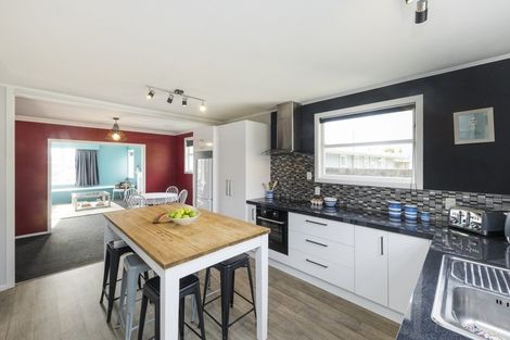 Photo of property in 1 Lifford Place, Awapuni, Palmerston North, 4412