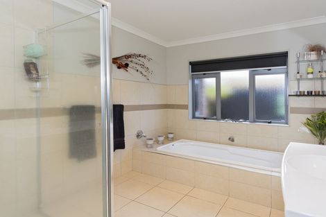 Photo of property in 87 Merriman Place, Pyes Pa, Tauranga, 3112