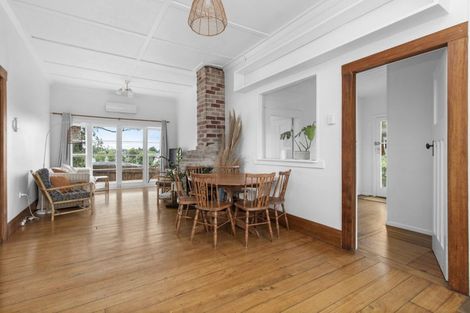 Photo of property in 75 Tuhikaramea Road, Dinsdale, Hamilton, 3204