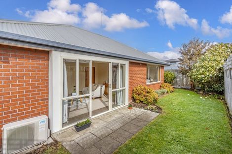 Photo of property in 35 Winton Street, St Albans, Christchurch, 8014