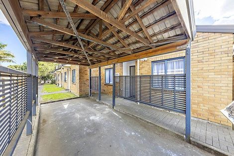 Photo of property in 4/202 Massey Road, Mangere East, Auckland, 2024