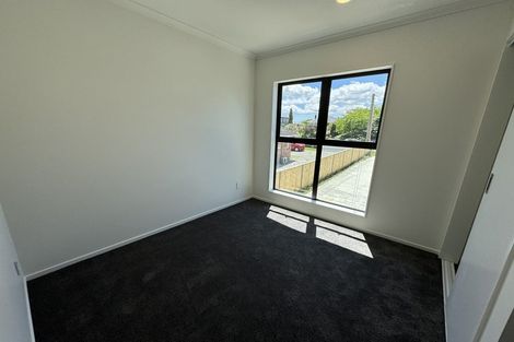 Photo of property in 22c Toru Street, Te Atatu Peninsula, Auckland, 0610