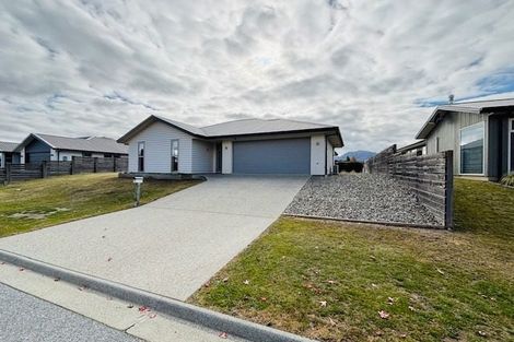 Photo of property in 7 Sunnyside Lane, Wanaka, 9305