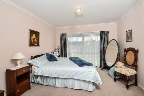 Photo of property in 34 Madill Road, St Andrews, Hamilton, 3200