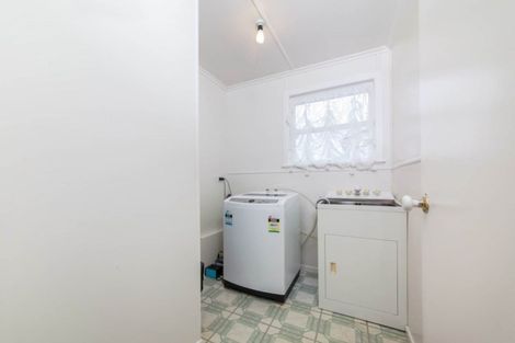 Photo of property in 76 Harrington Road, Henderson, Auckland, 0610