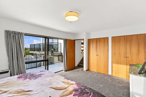Photo of property in 433 Cashmere Road, Westmorland, Christchurch, 8025