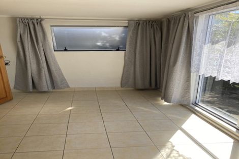 Photo of property in 89 East Coast Road, Castor Bay, Auckland, 0620