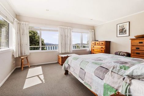 Photo of property in 138 Nicholson Road, Khandallah, Wellington, 6035