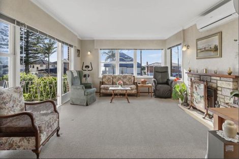 Photo of property in 7 Luke Place, Eastern Beach, Auckland, 2012