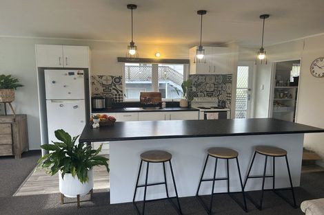 Photo of property in 18 Escalona Street, Te Kamo, Whangarei, 0112