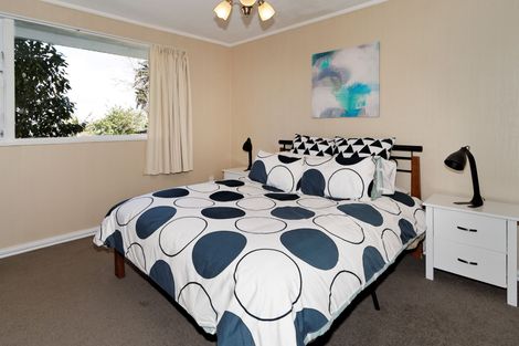 Photo of property in 10 Pasteur Place, New Windsor, Auckland, 0600