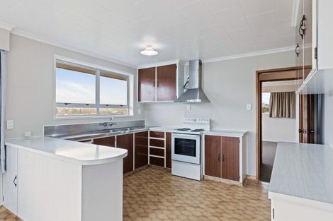 Photo of property in 61 Cracroft Street, Waitara, 4320