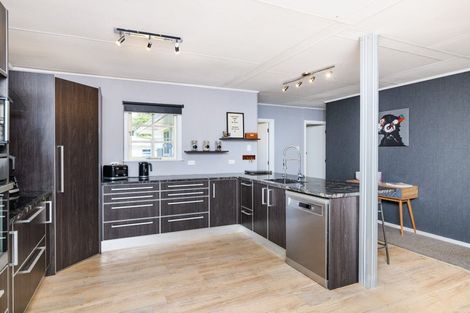 Photo of property in 12 Saturn Crescent, Milson, Palmerston North, 4414