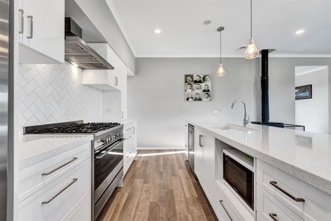 Photo of property in 1108e Egmont Road, Egmont Village, New Plymouth, 4372