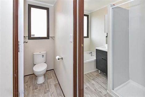 Photo of property in 36 Seaward Place, Wattle Downs, Auckland, 2103