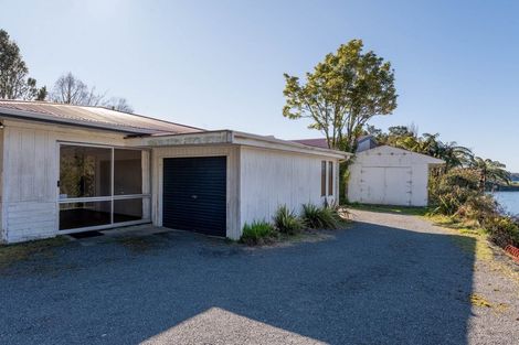 Photo of property in 30 Okawa Bay Road, Tikitere, Rotorua, 3074