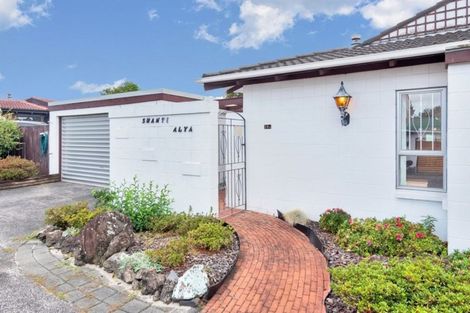 Photo of property in 1/18 Matuhi Rise, Henderson, Auckland, 0612
