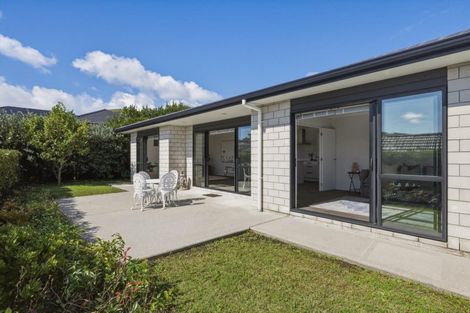Photo of property in 5 Bryan Gallagher Place, Welcome Bay, Tauranga, 3175