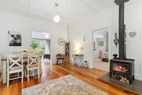 Photo of property in 10 Stanley Avenue, Te Aroha, 3320