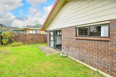 Photo of property in 2a Duke Street, Papakura, 2110