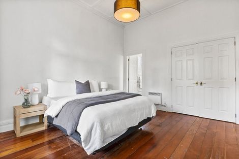 Photo of property in 14 Malvern Road, Morningside, Auckland, 1022