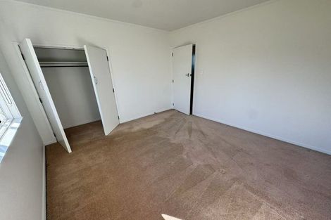 Photo of property in 80 Riverpark Crescent, Henderson, Auckland, 0610