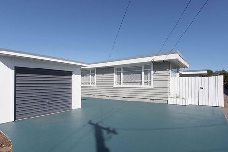 Photo of property in 103 Bassett Street, Burwood, Christchurch, 8083