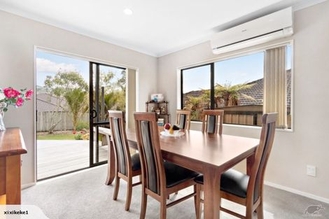 Photo of property in 17 Sapperton Drive, Henderson, Auckland, 0612