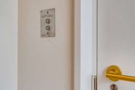 Photo of property in 17 Plynlimon Road, Fendalton, Christchurch, 8052