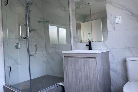 Photo of property in 1/163 Onewa Road, Birkenhead, Auckland, 0626