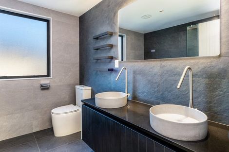 Photo of property in 5 Third Fairway Place, Albany, Auckland, 0632