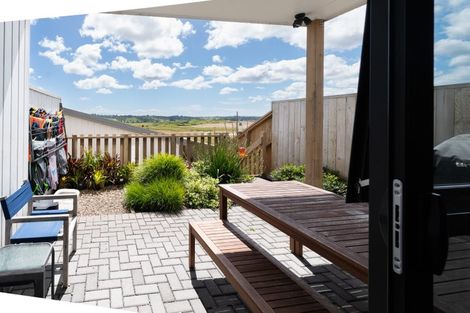 Photo of property in 50 Pukewhero Rise, Westgate, Auckland, 0614