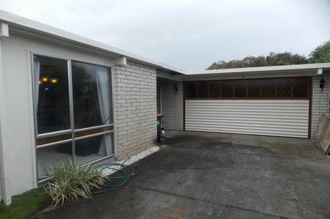 Photo of property in 4 Paradise Place, Milson, Palmerston North, 4414