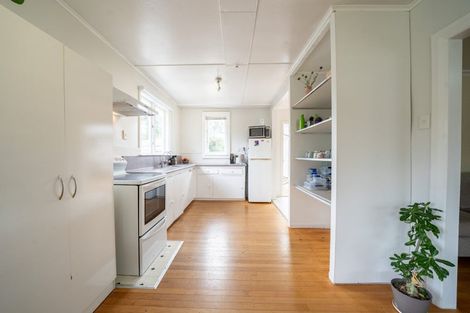 Photo of property in 83 Brandon Street, Featherston, 5710