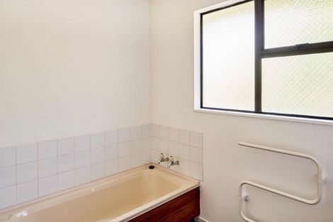 Photo of property in 38 Exploration Way, Whitby, Porirua, 5024