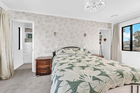 Photo of property in 37 Vincent Street, Waterloo, Lower Hutt, 5011
