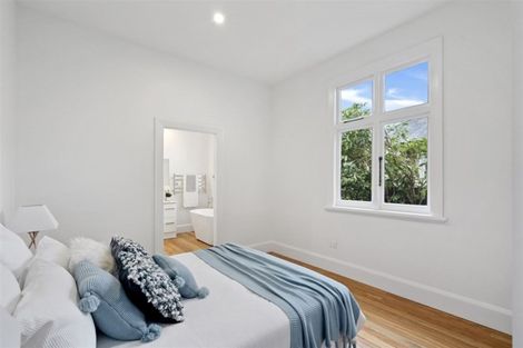 Photo of property in 22 Winton Street, St Albans, Christchurch, 8014