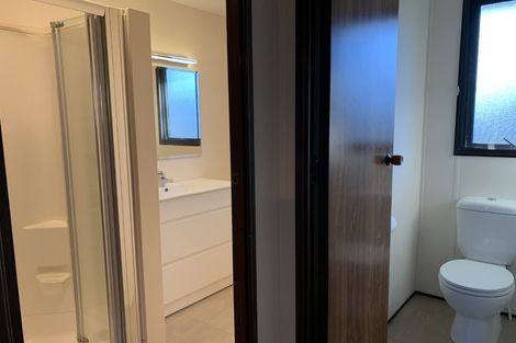 Photo of property in 10 Robert Grove, Paraparaumu, 5032