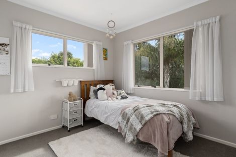 Photo of property in 11 Hinton Place, Pyes Pa, Tauranga, 3112