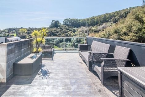 Photo of property in 2 Langlois Lane, Akaroa, 7520