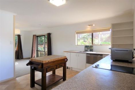 Photo of property in 3/7 Gerald Stokes Avenue, Helensville, 0800