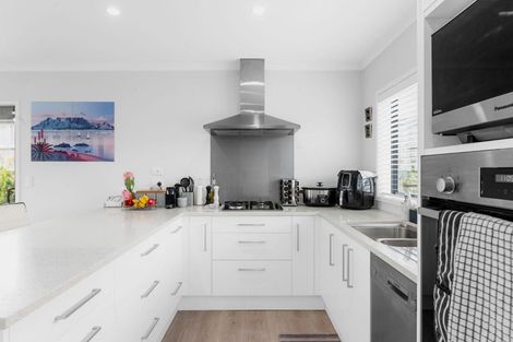 Photo of property in 2/46 North Ridge Drive, Rototuna North, Hamilton, 3281