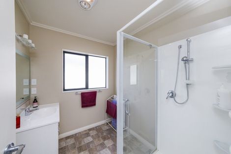 Photo of property in 15b Denbigh Street, Feilding, 4702