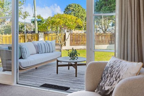 Photo of property in 14 Hawea Street, Mount Maunganui, 3116